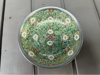 Vintage Japanese Porcelain Decorative Bowl – Hand Decorated in Hong Kong