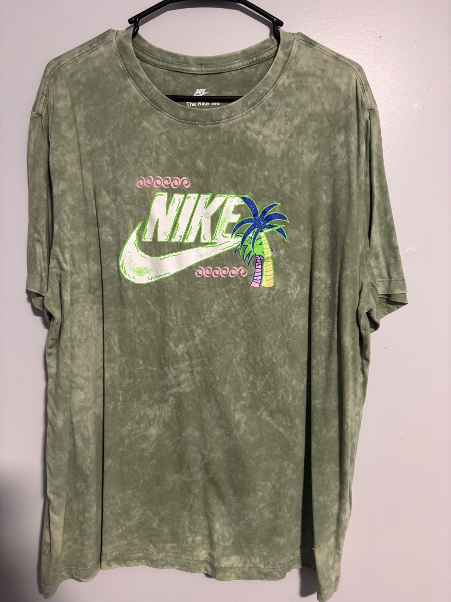 Nike Mens Green Dri-Fit Graphic Tee Shirt XL Washed Vintage T Shirt Beach RARE