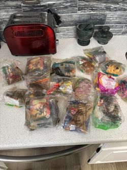 Old Macdonald And Burger King Toys All For $20