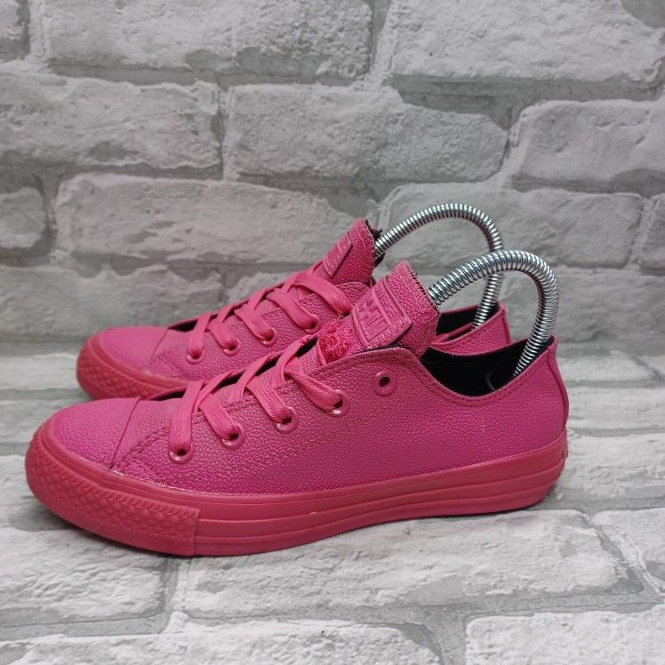 CONVERSE Chuck Taylor All Star OX Low Vivid Pink Womens Size 6 Needs Shoelaces