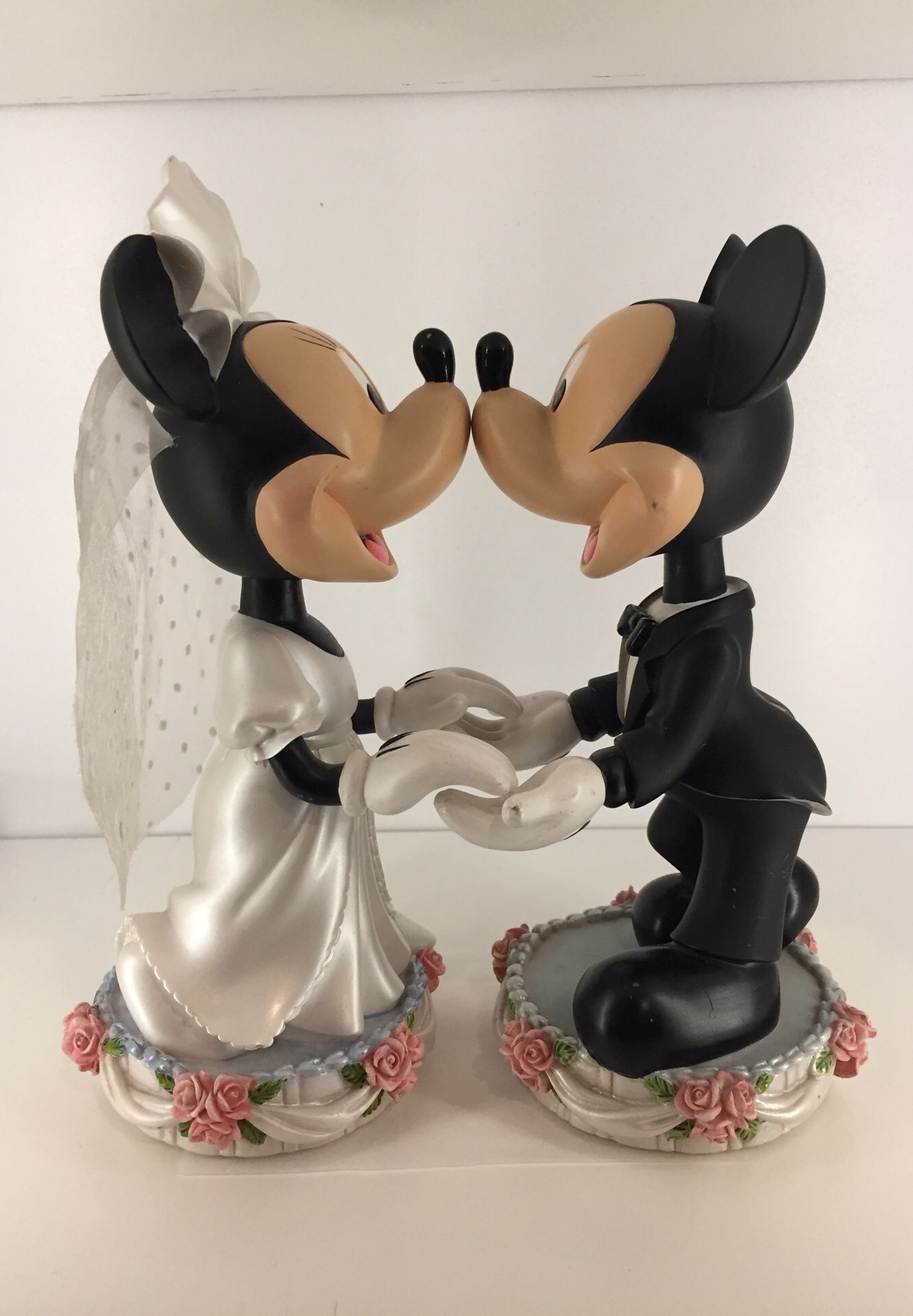 Disney Mickey and Minnie Bobbleheads