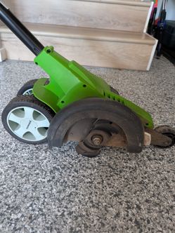 Greenworks Plug-in Edger