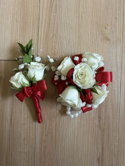 Prom Corsages And Boutonniere 