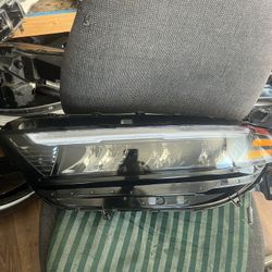 2023 HONDA  ACCORD LEFT  HEADLIGHT 