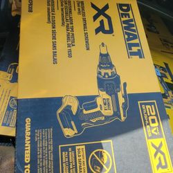 Dewalt 20v Xr Screwgun Tool Only 