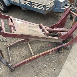 Air powered floor jack/ car lift