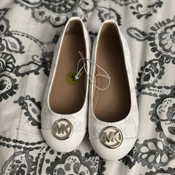 Michael Kors Flats 