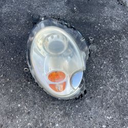 Mini cooper headlight 07-13