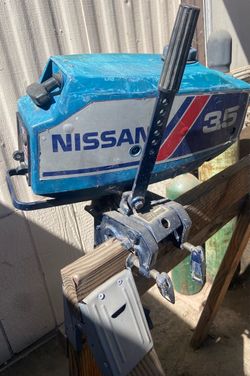 Made in japan 3.5 Nissan outboard motor