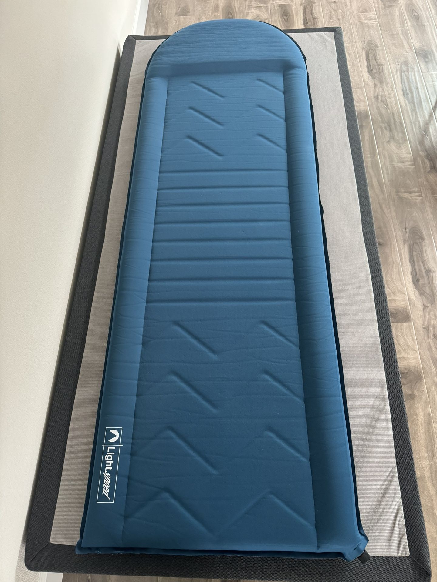 Costco Light Speed Outdoor Sleeping Pad,two Sleeping Pads.
