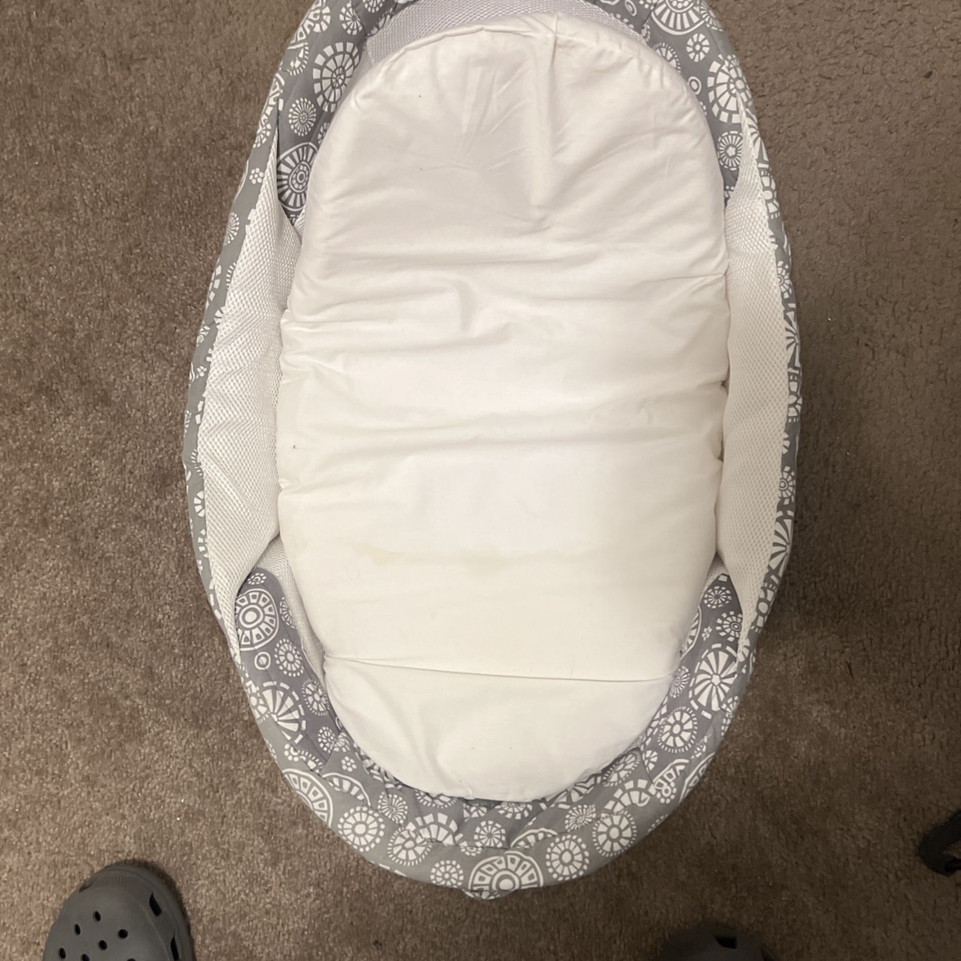 Snuggle Nest Portable Co Sleeper 