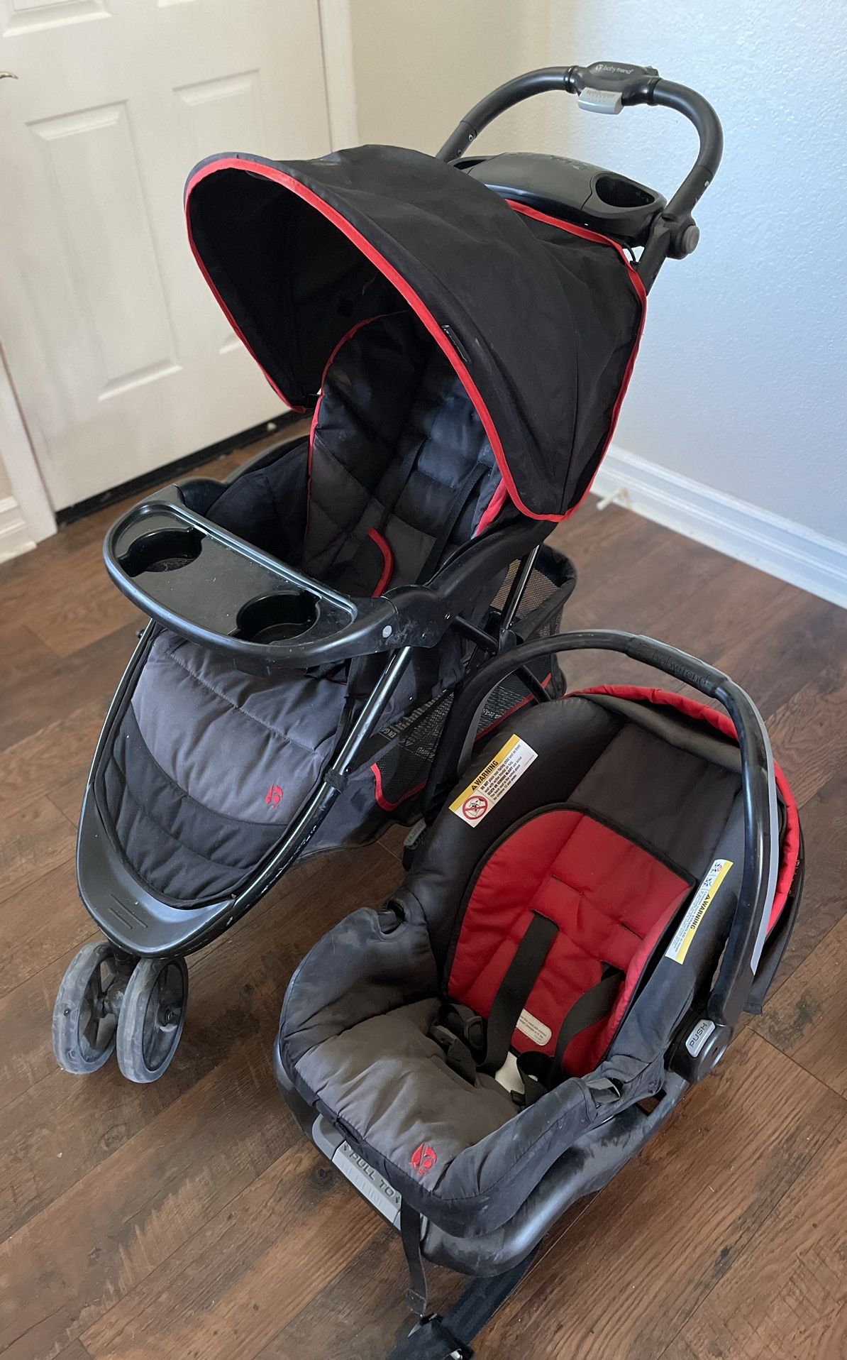 Babytrend Stroller AND  Car Seat That Has Base For Car 