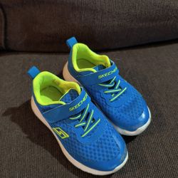 Size 10 Kids Sketchers Shoes