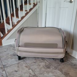 Husqvarna Large Rolling Bag for traveling For EMBROIDERY MACHINE