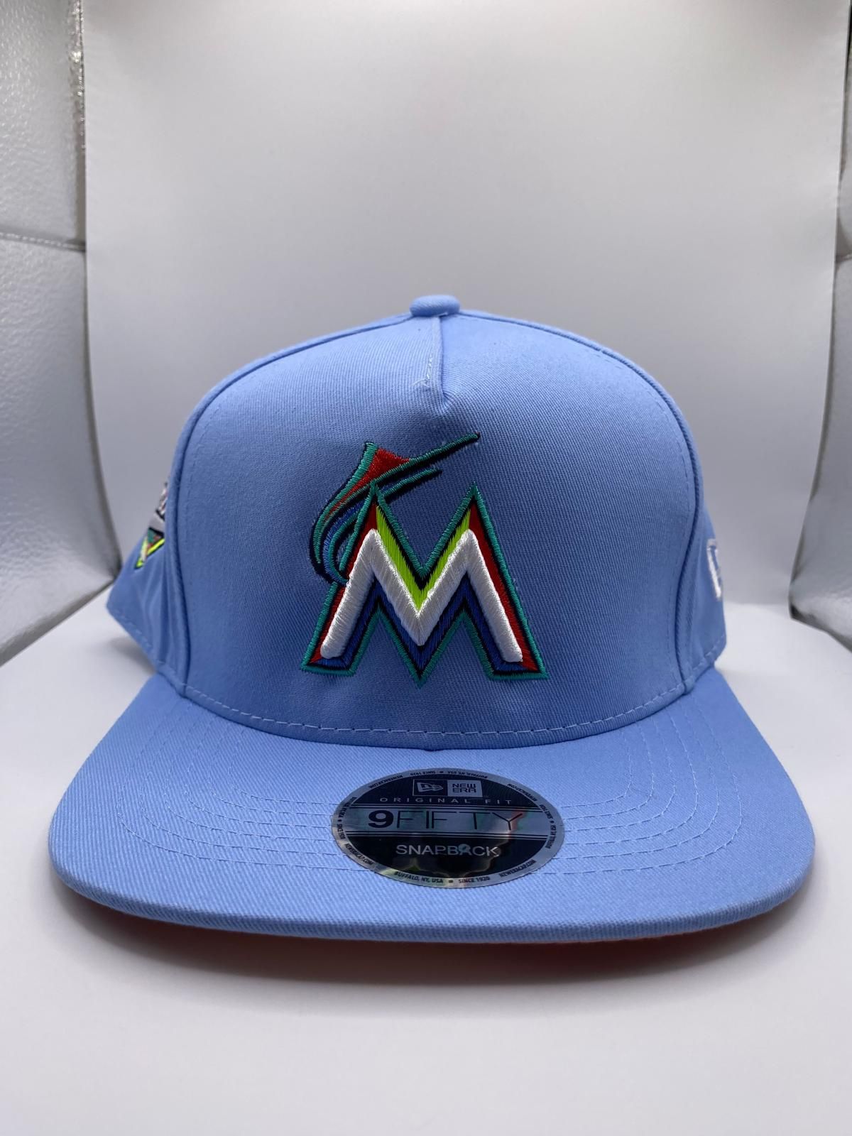 Miami Marlins. SnapBack. High Desert Headwear. Hooey. Cachuchas. Gorrin Bros, FINO, 31 Hats, RUDE Awakening. Western Hats. Rodeo. Trucker hat. Sports