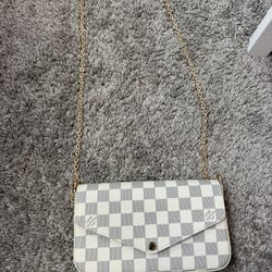 Louis Vuitton Félicie Pochette Damier Azur