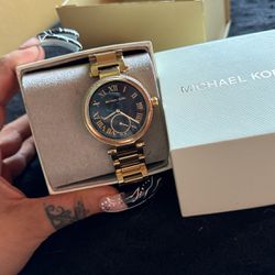 Micheal Kors  gold Watch 