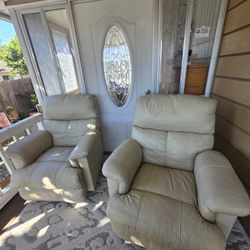 Beige Reclinable Seats