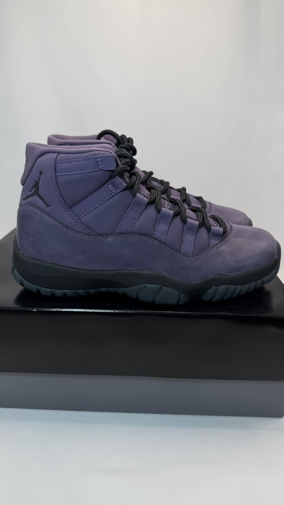 Jordan 11 Mojave Vegas Size 11M And 7M 
