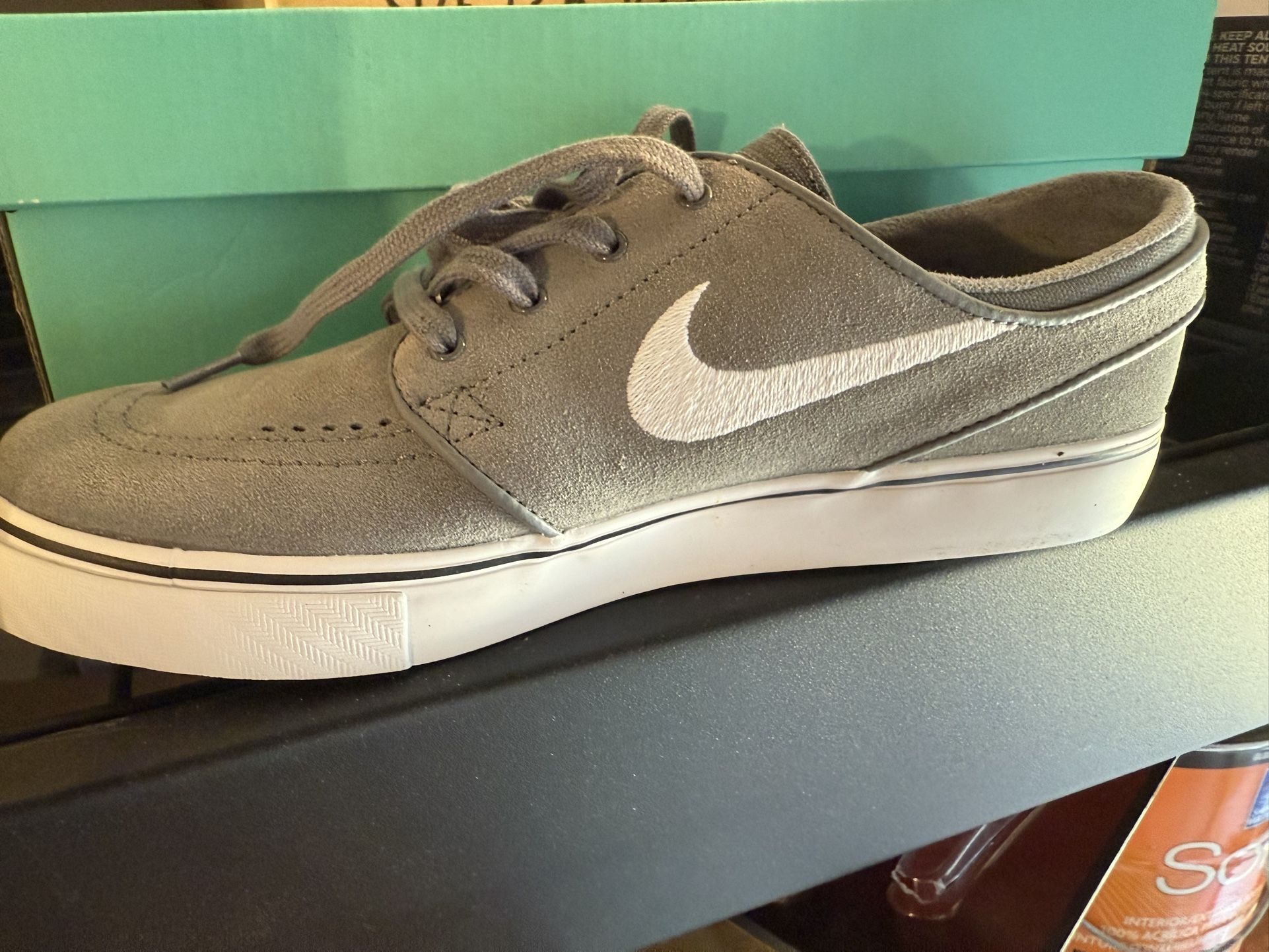 Nike SB Shoe 8.5
