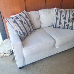 Big Loveseat All most New 