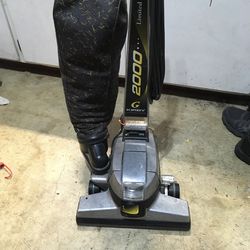Kirby 2000 G Vacuum Cleaner