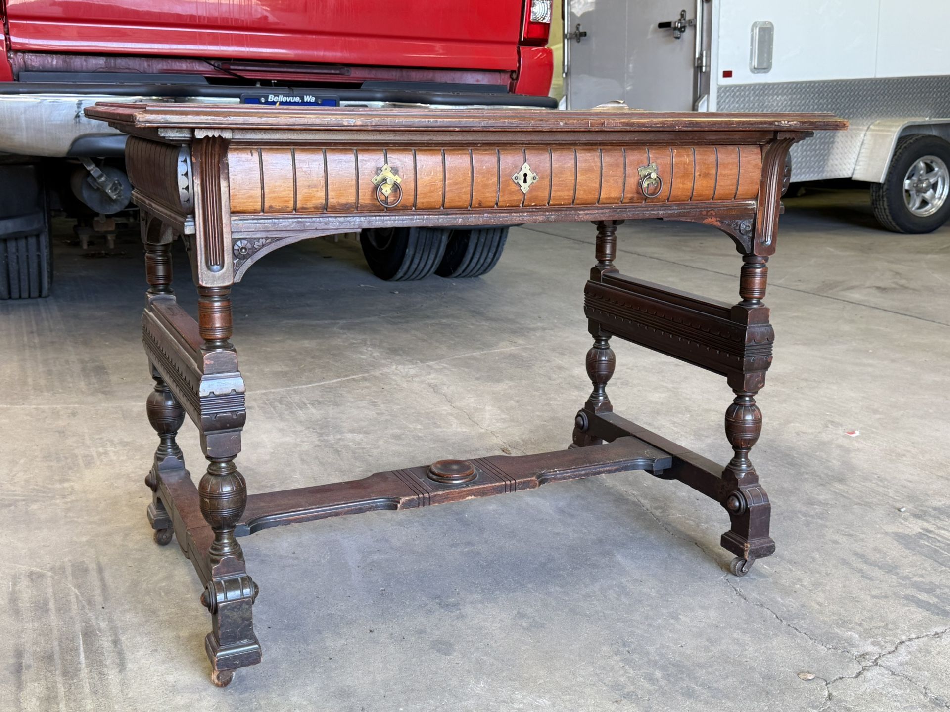 Beautiful Antique Walnut Eastlake Leather Top Writing Desk Library Table With drawer circa 1880