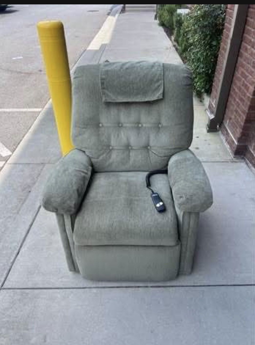 Lift Power recliner chair