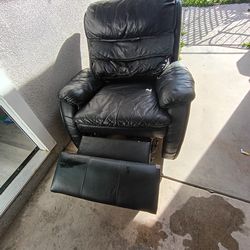 Black recliner