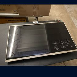 Wolf 36” Induction Cooktop 