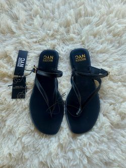Madden NYC, Black Leather Strappy Sandals, Size 8, New