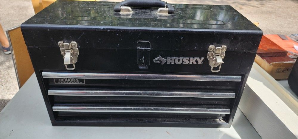 Husky 20-inch 3-Drawer Portable Tool Box.