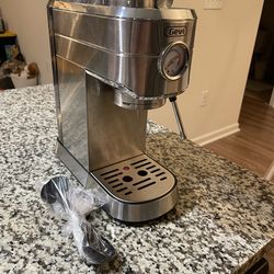 Espresso Machine w/Milk Frother