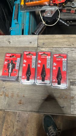Milwaukee jam free step drill bit and hole cutters