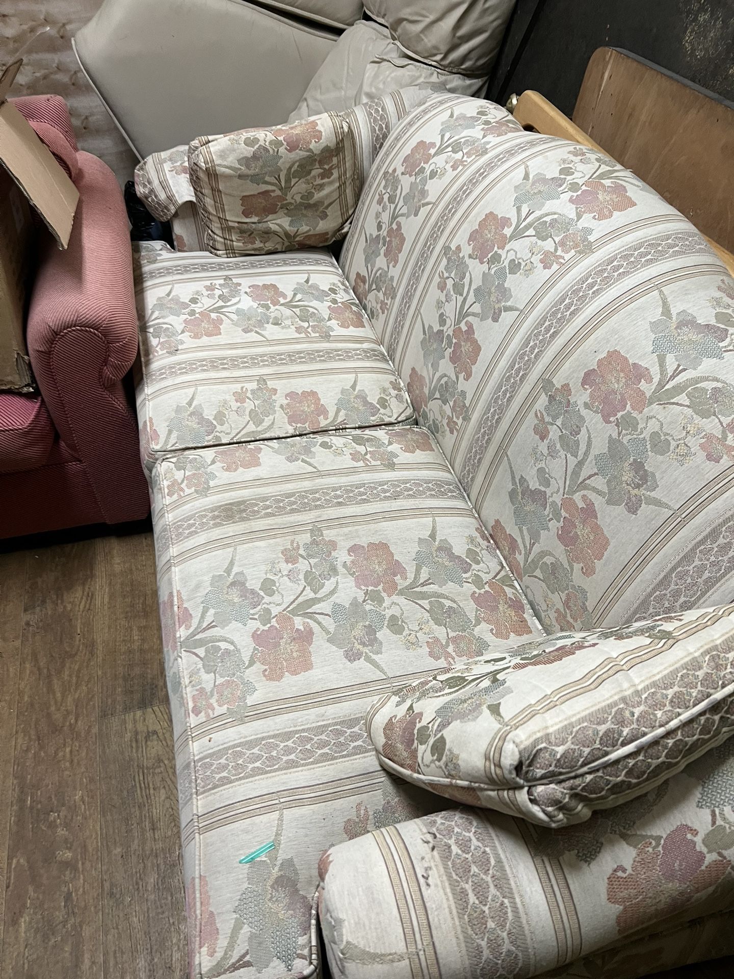 Sofa Upholstered Solid Wood