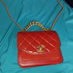 CHANNEL woman shoulder bag