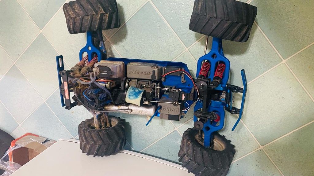 Nitro Traxxas Tmaxx 3.3