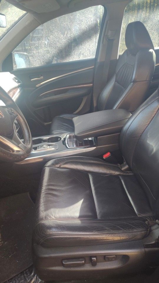Black Leather Electric Seats Out Of A 2016 Acura Mdx