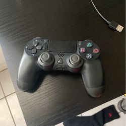 PS4 Controller 