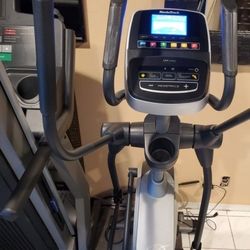 The Nordic Track E5.7 Elliptical Whith Adjustable Stride And Incline Ramp