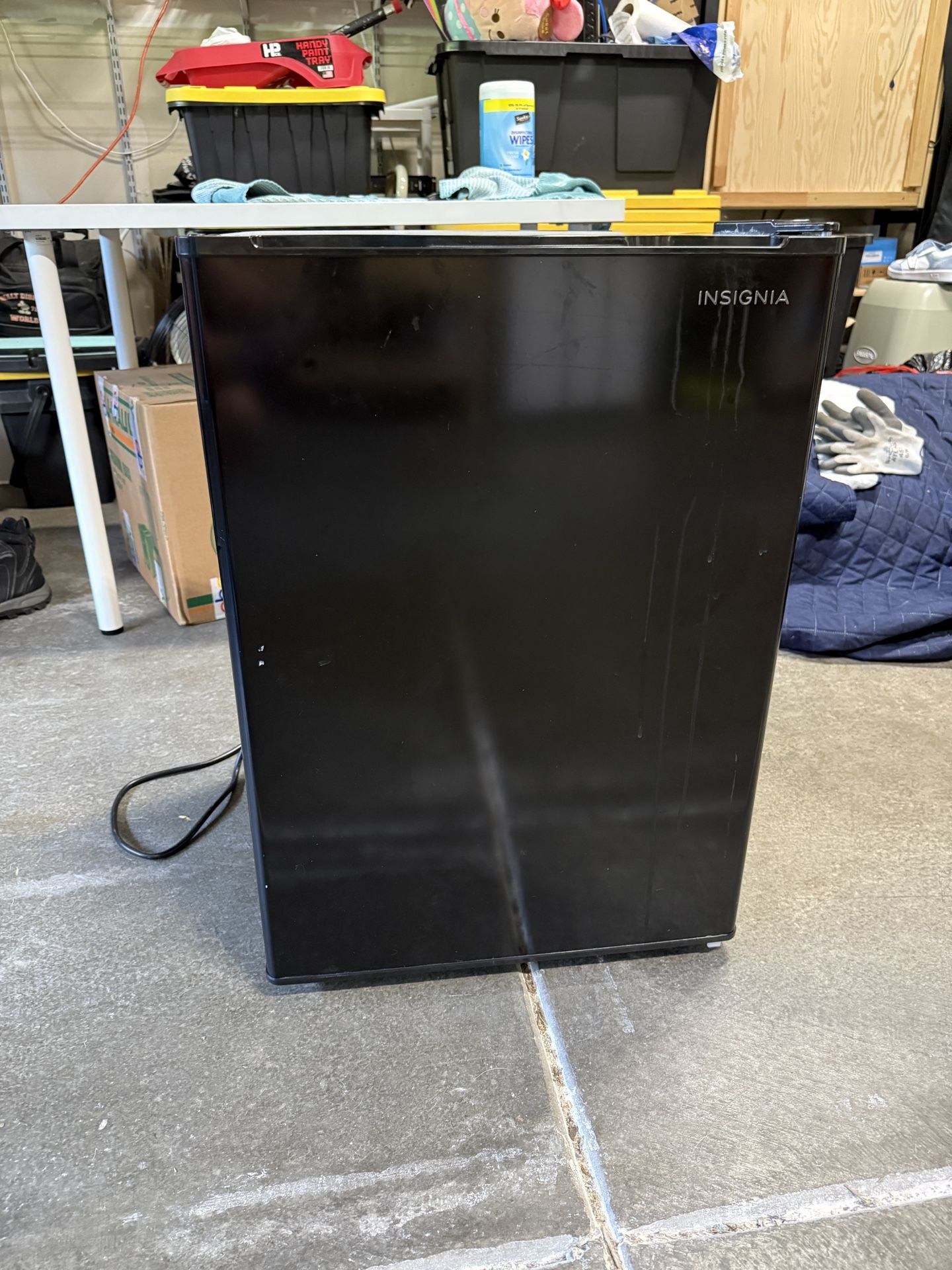 2.6 Cu. Ft. Mini Fridge