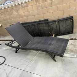 3 Reclining Chairs Comes With Blue Cushions 