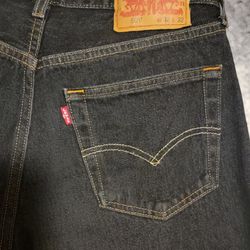 Black Original Levis Jean