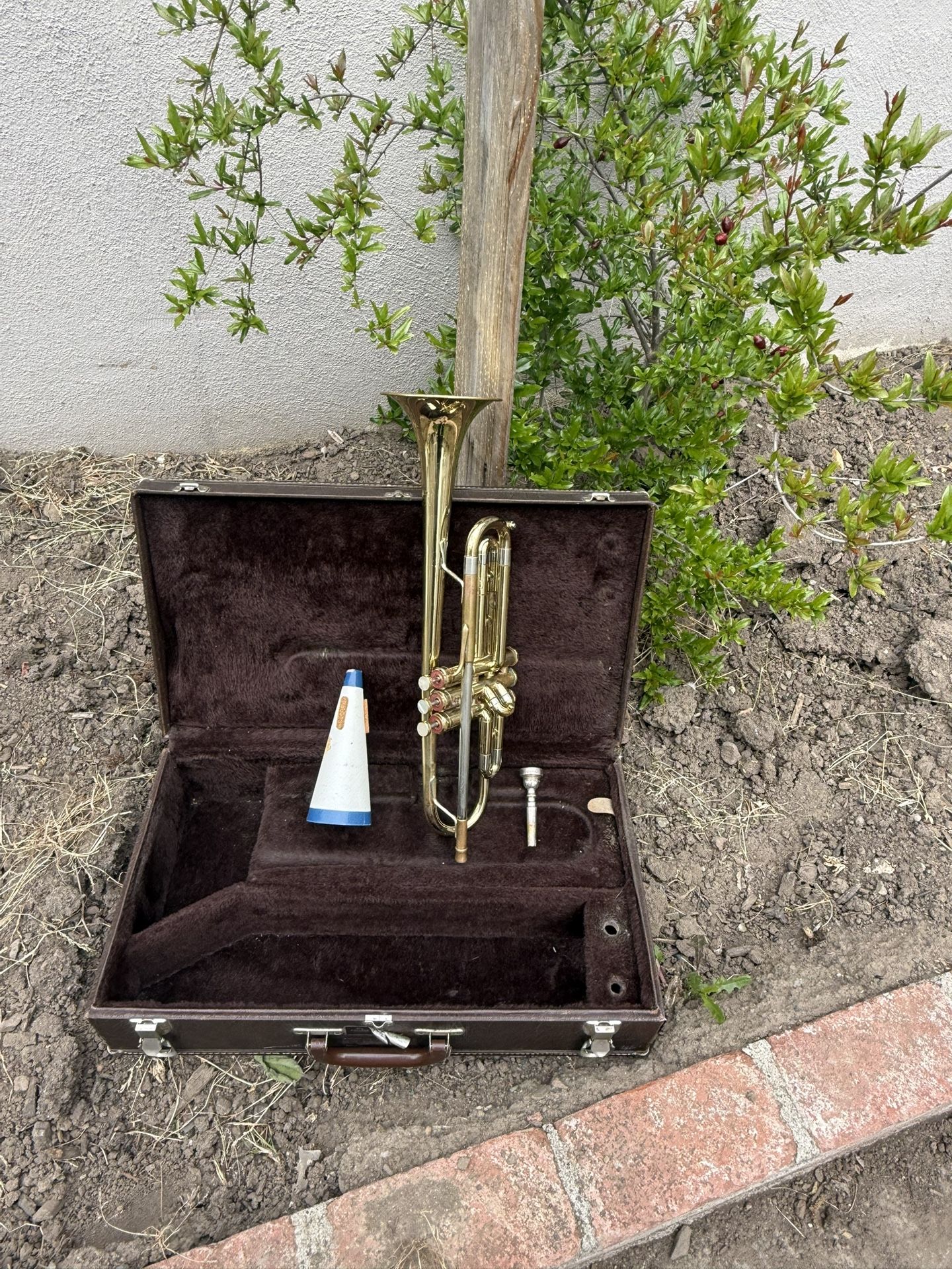 Gorgeous 💕💕💕 Getzen 300 Series Trumpet-Advanced Student Grade-Made In the USAg