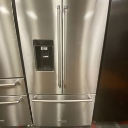 KichenAid 36” 3 Puertas 