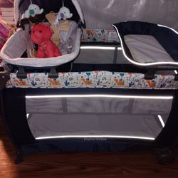 PLAY PIN WITH CHANGING TABLE AND MORE