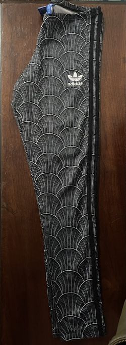 Brand New Womens Size Small Adidas Active Wear Leggings 