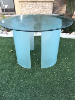 100% Glass Table