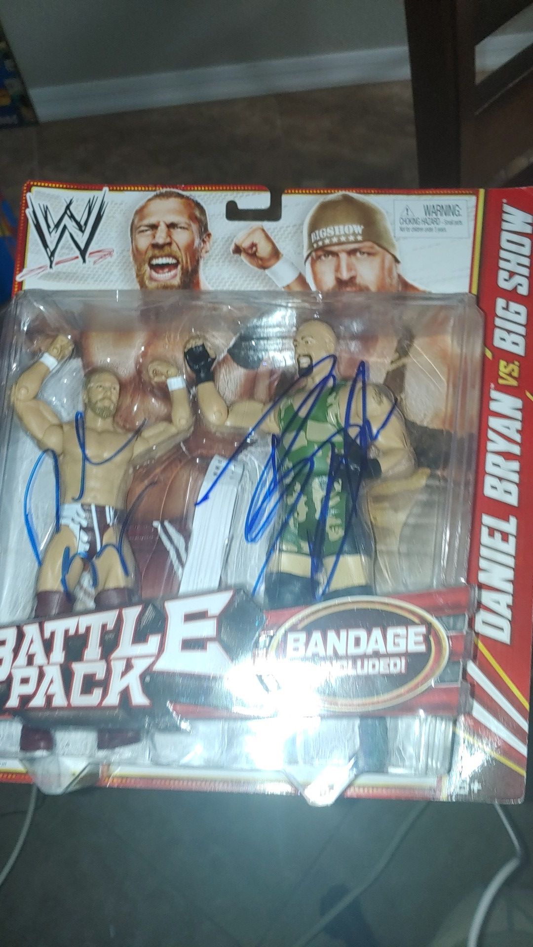 Big Show Daniel Bryan autographed signed WWE Mattel Battle Pack