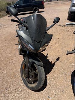 2005 Yamaha FZ6